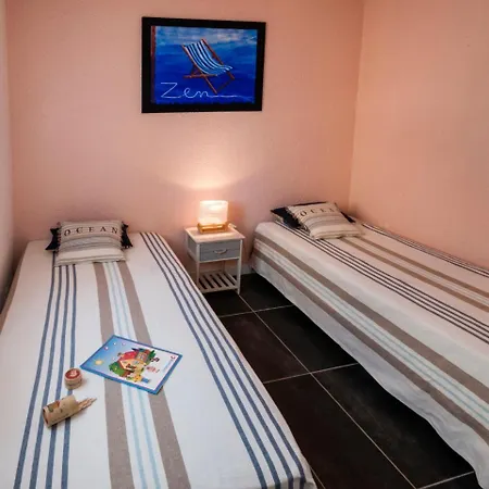 Les Maisons De L'ocean-7 By Interhome