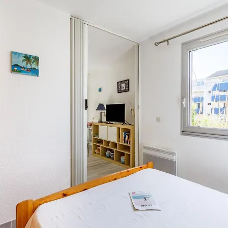 Apartment Les Maisons De L'ocean-7 By Interhome *